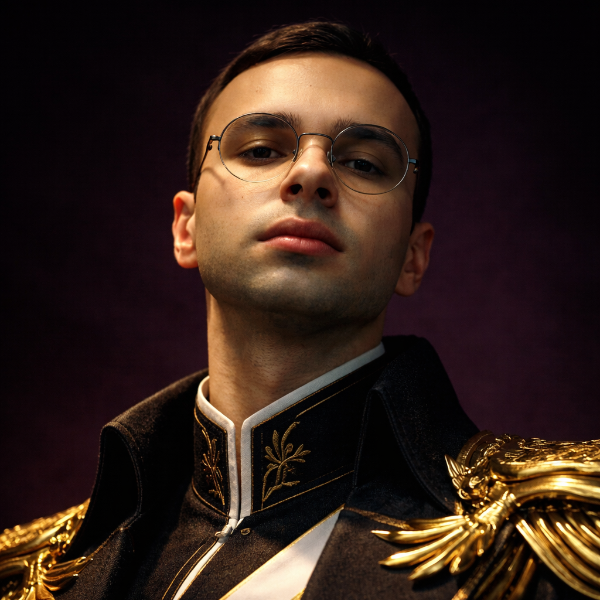 Григорян Артем