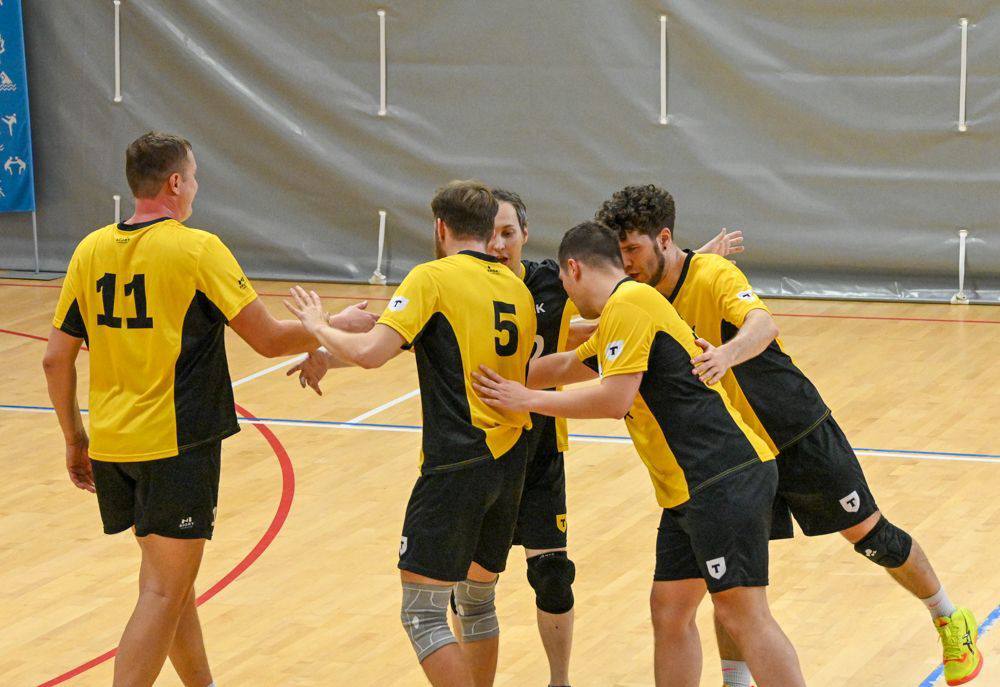 Определились победители восьмой игровой недели Волейбольной лиги «Трудовые резервы»